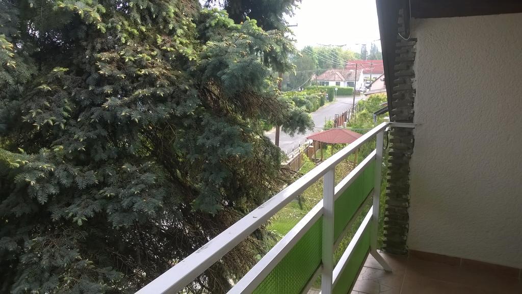Eva Vendeghaz Villa Balatonlelle Dış mekan fotoğraf