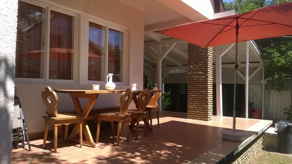 Eva Vendeghaz Villa Balatonlelle Dış mekan fotoğraf
